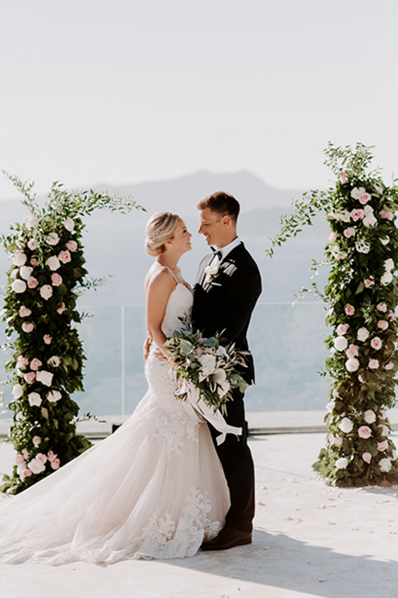 Romantic Wedding at Cavo Ventus, Santorini